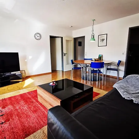 Wallbach An Der Goldkueste Vom Rhein